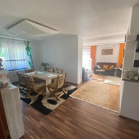 1 Villa *