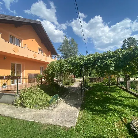 Villa 1